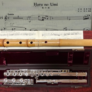 尺八とフルートで春の海を
